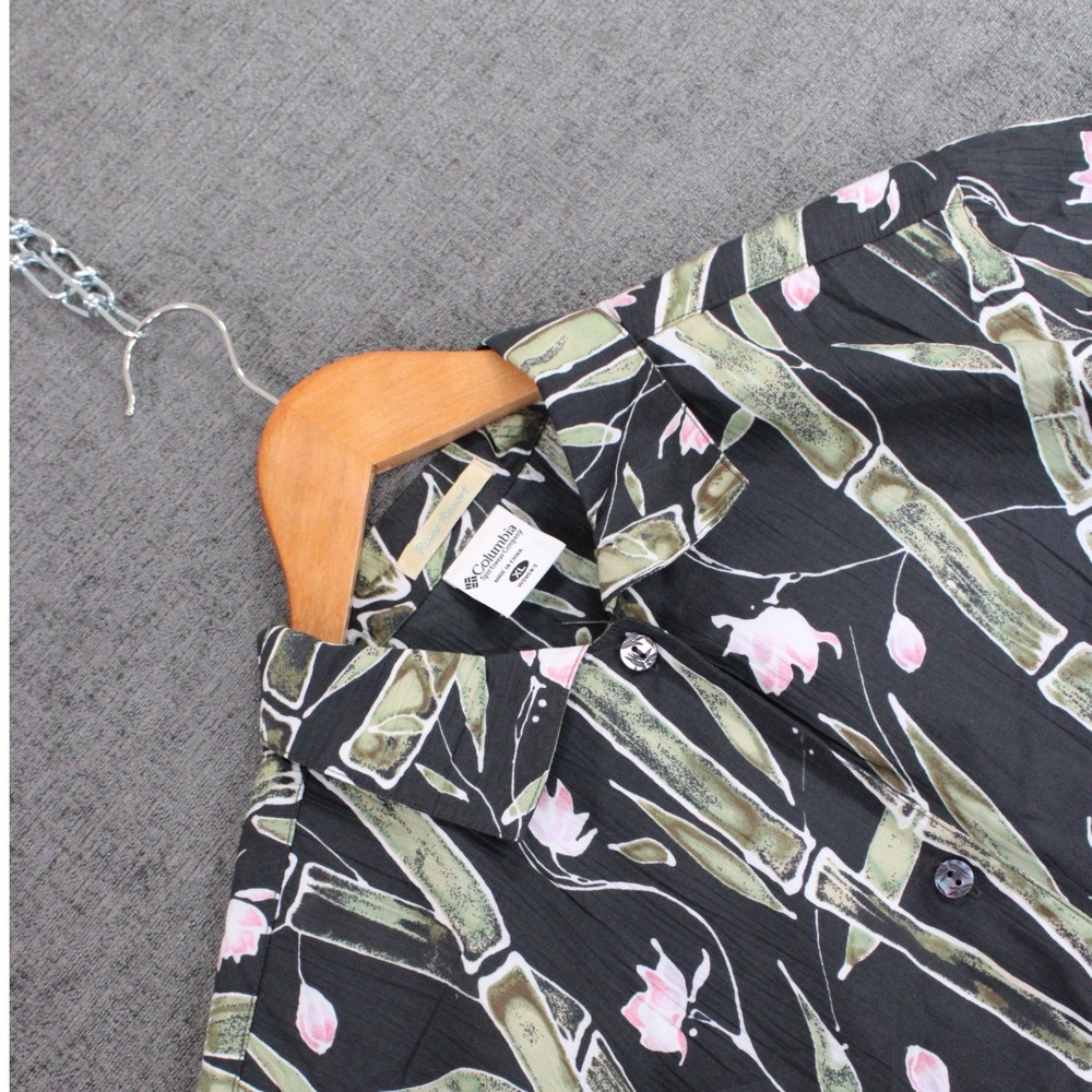 Columbia River Resort Womens XL Black Bamboo Floral Button Down Shirt FL7151